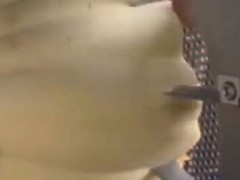 現代農機是如何進行南瓜收割和種植的？老外拍下全程，畫面有些超乎想象